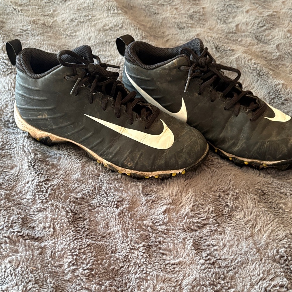 Nike Black and White Football Cleats